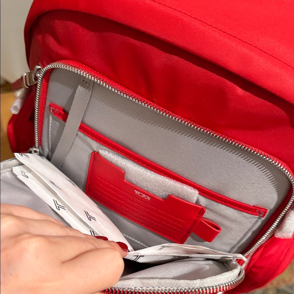NEW! TUMI Voyageur Celina Red Women's Travel/Commute Backpack - Picture 5 of 5